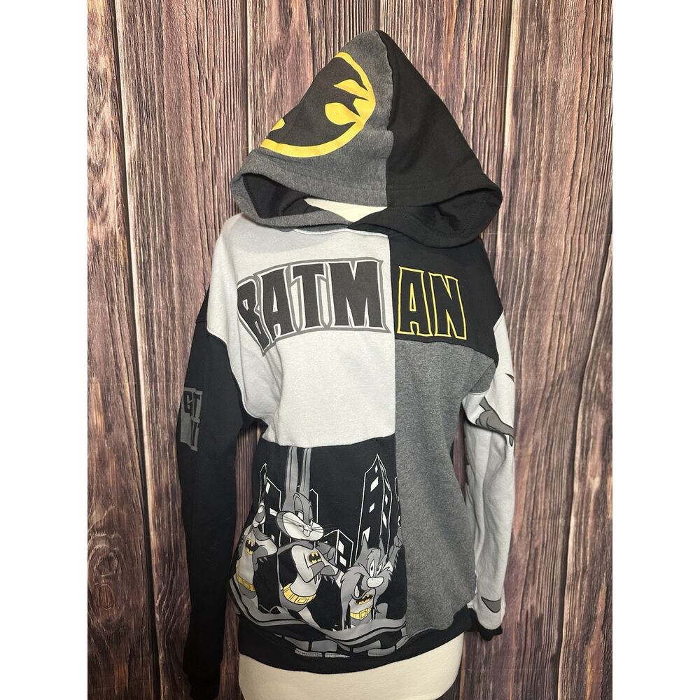 Looney Tunes Batman Men's Graphic Hoodie Sweatshirt, Multicolor Size S(34-36)